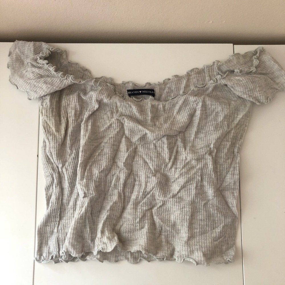 Brandy Melville off shoulder top